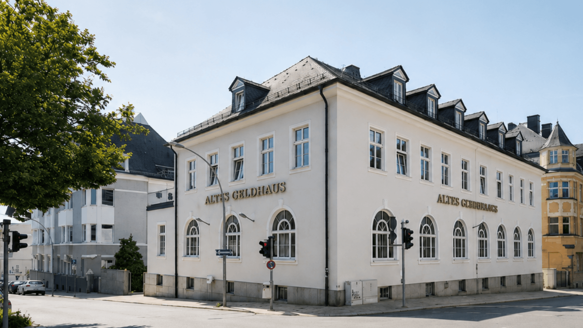 Heutige Ansicht des Kanzleigebäudes Altes Geldhaus in Hof — Standort Dr. Schneiderbanger & Kollegen
